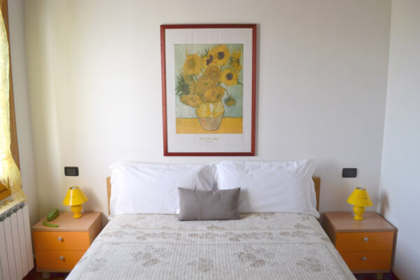 camera-girasole-bed-breakfast-canoghera